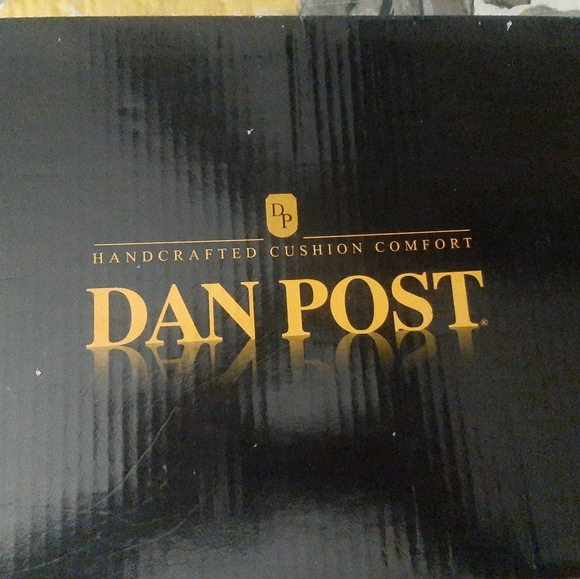 Boots - Picture 5 of 6